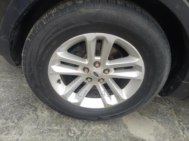Ford Explorer 2012 Brown