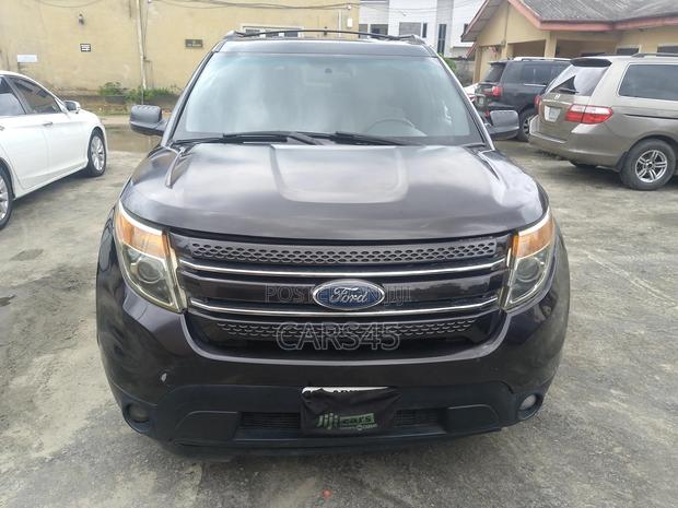 Ford Explorer 2012 Brown