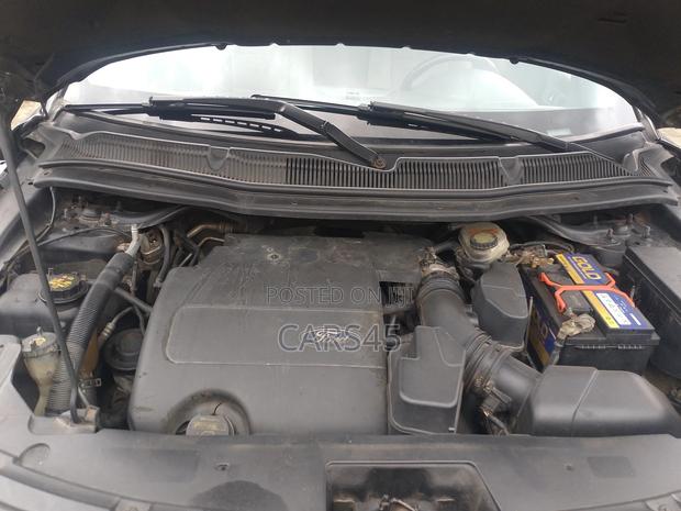 Ford Explorer 2012 Brown