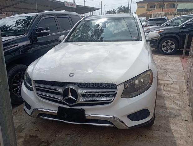 Mercedes-Benz GLC-Class 2017 White