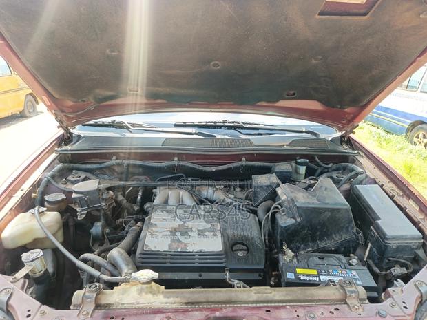 Toyota Highlander 2001 Red