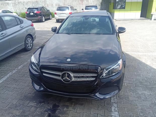 Mercedes-Benz C300 2015 Black