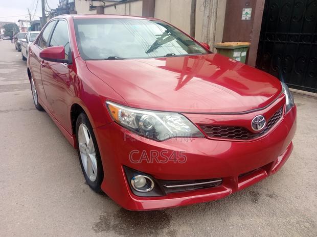 Toyota Camry 2012 Red