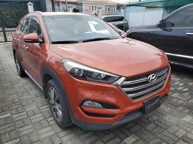 Hyundai Tucson 2017 Orange
