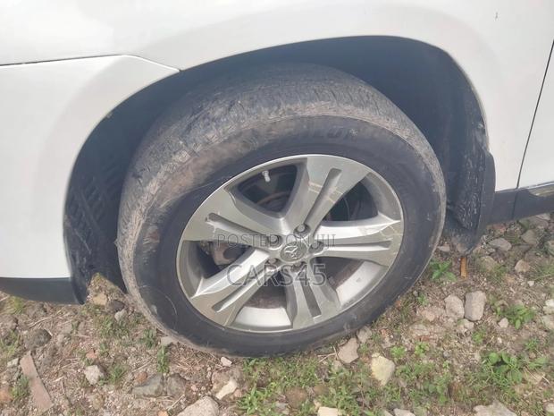 Toyota Highlander 2011 White