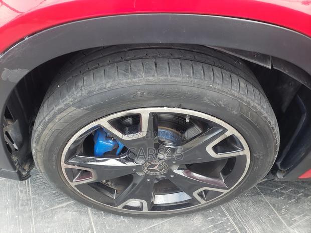 Mercedes-Benz GLA 250 2018 Red
