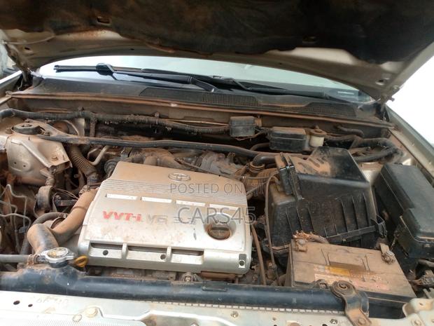 Toyota Highlander 2005 Silver