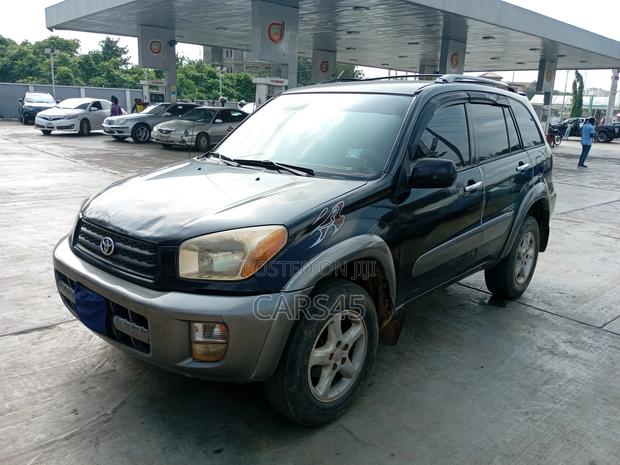 Toyota RAV4 2001 Black
