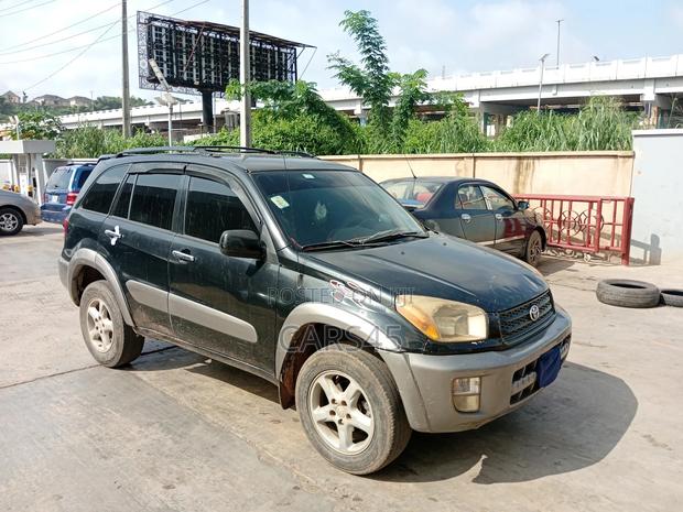 Toyota RAV4 2001 Black