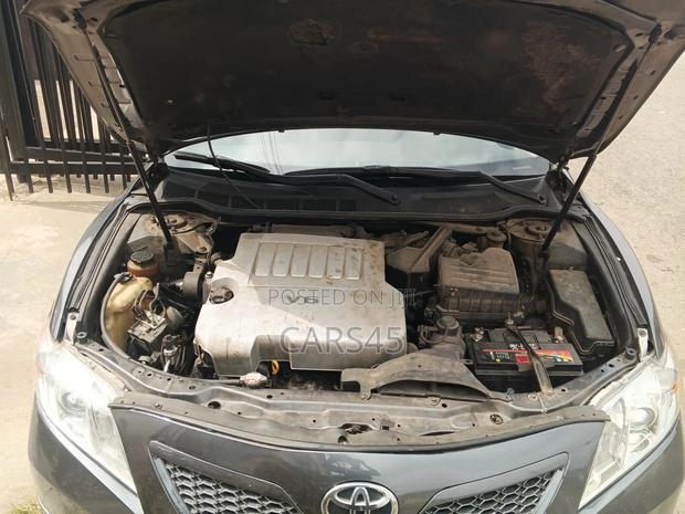 Toyota Camry 2009 Gray