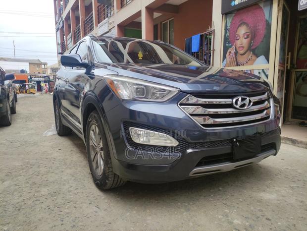 Hyundai Santa Fe 2016 Gray