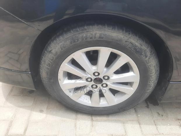 Toyota Corolla 2010 Black