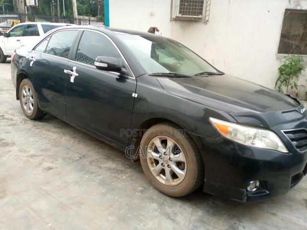 Toyota Camry 2011 Black