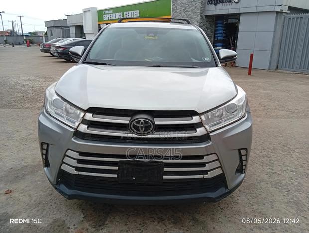 Toyota Highlander 2017 Silver