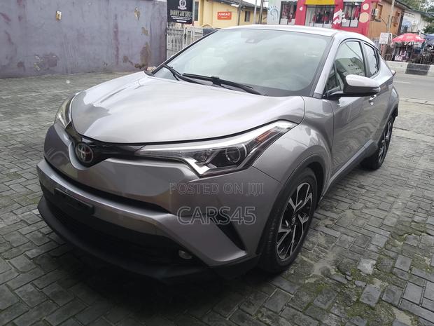 Toyota C-HR 2019 Gray