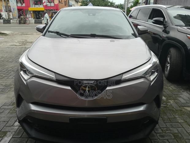 Toyota C-HR 2019 Gray
