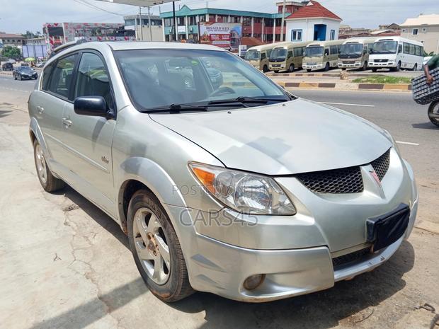 Pontiac Vibe 2004 Silver