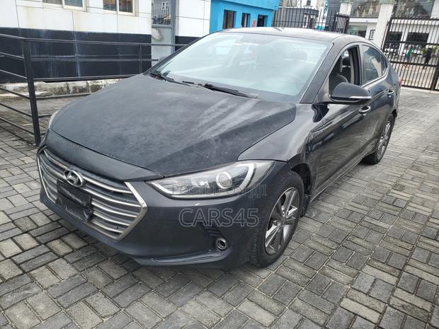 Hyundai Elantra 2018 Black