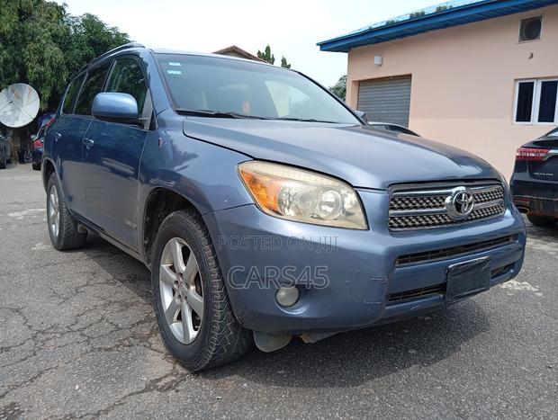 Toyota RAV4 2008 Blue