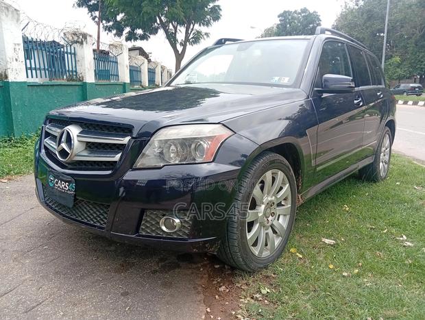 Mercedes-Benz GLK-Class 2011 Purple