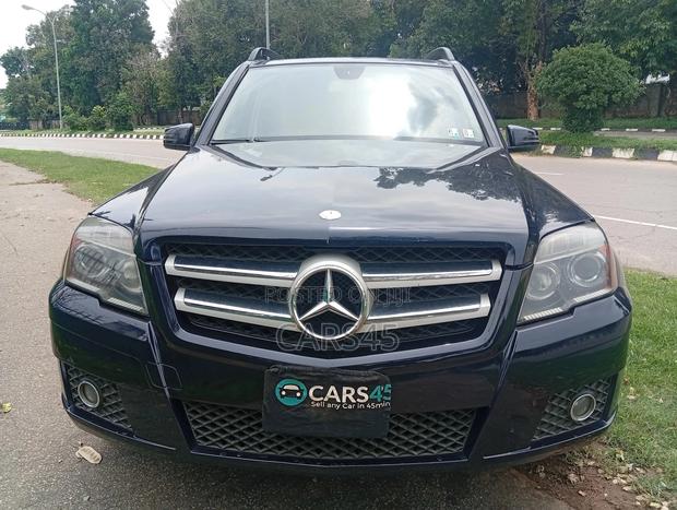 Mercedes-Benz GLK-Class 2011 Purple
