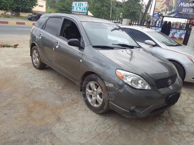 Toyota Matrix 2005 Gray