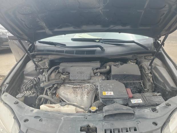 Toyota Camry LE 4dr Sedan (2.5L 4cyl 6A) 2017 Gray