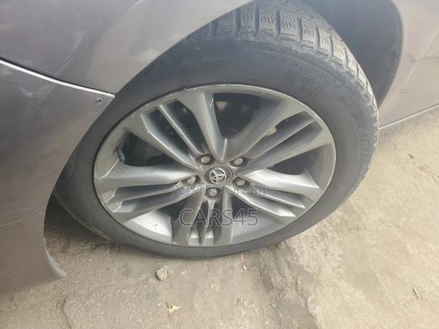 Toyota Camry LE 4dr Sedan (2.5L 4cyl 6A) 2017 Gray