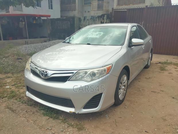 Toyota Camry 2014 Silver