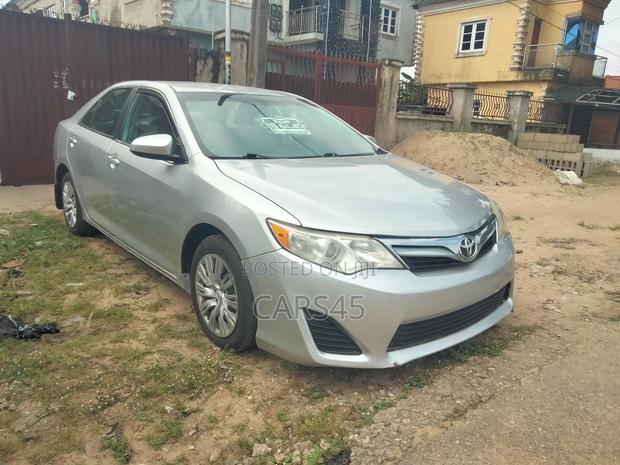 Toyota Camry 2014 Silver