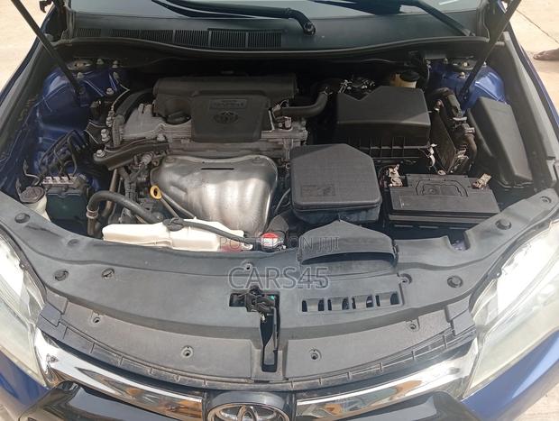 Toyota Camry 2016 Blue