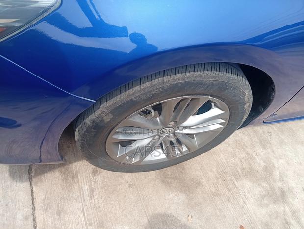 Toyota Camry 2016 Blue