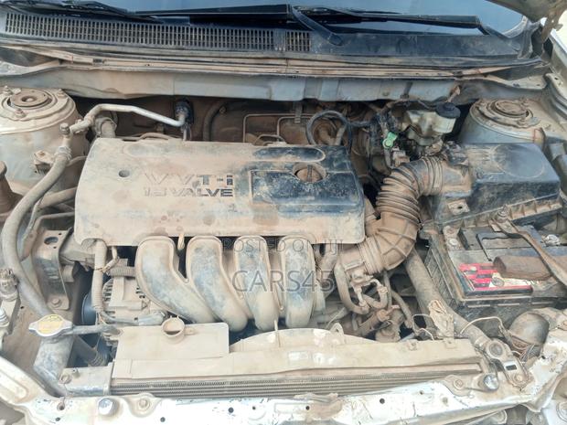 Toyota Matrix 2005 Silver