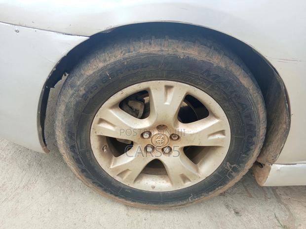 Toyota Matrix 2005 Silver
