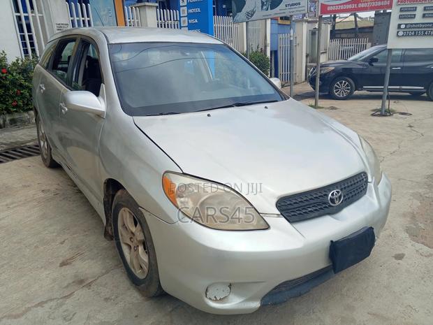Toyota Matrix 2005 Silver