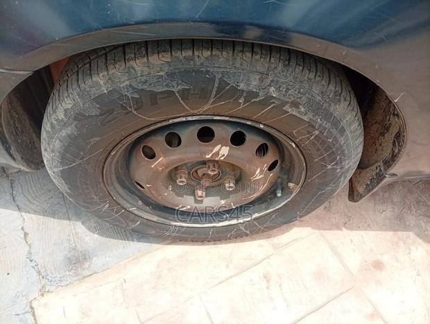 Toyota Corolla 1999 Green