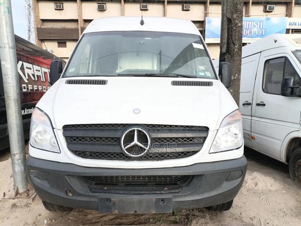Mercedes-Benz Sprinter 2012 White