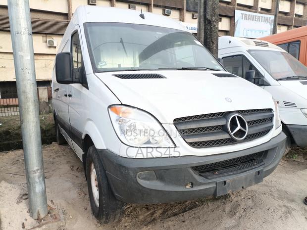 Mercedes-Benz Sprinter 2012 White