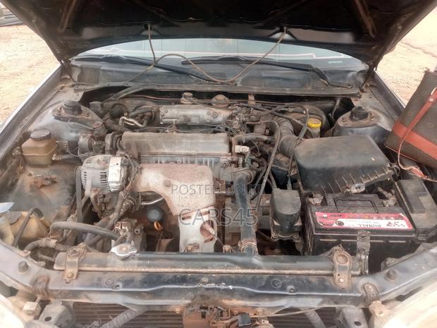 Toyota Camry 2001 Gray