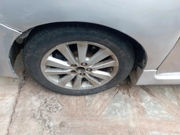 Toyota Corolla 2009 Silver