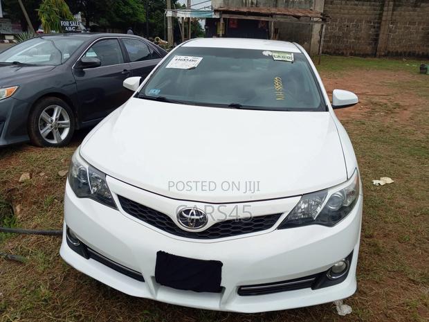 Toyota Camry 2013 White