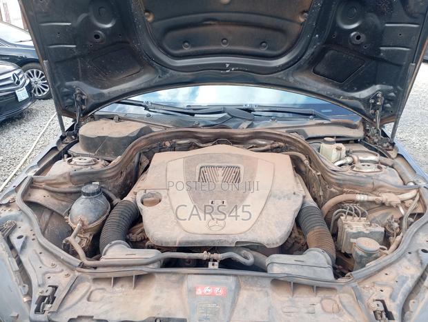 Mercedes-Benz E350 2011 Black