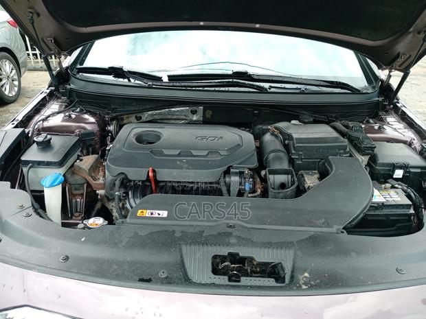 Hyundai Sonata Limited 2.0T Seban (2.0L 4cyl 6A) 2017 Brown
