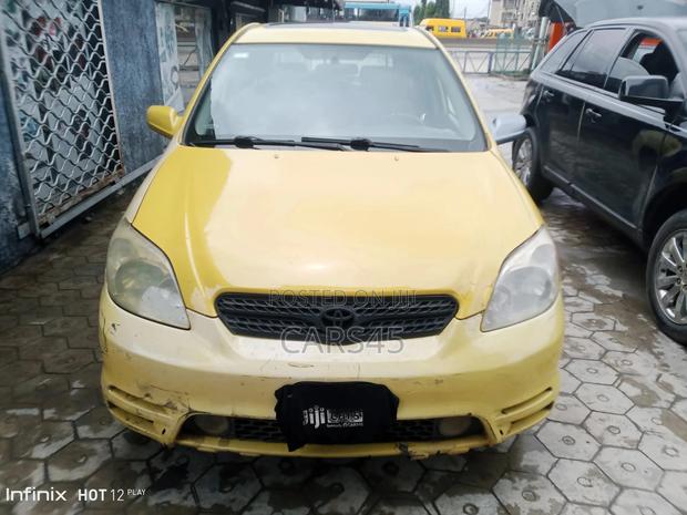 Toyota Matrix 2004 Yellow