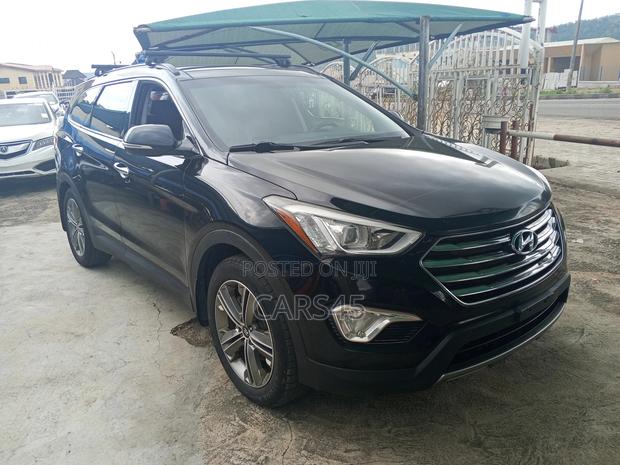 Hyundai Santa Fe 2014 Black