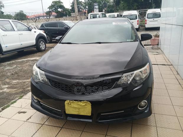 Toyota Camry 2012 Black