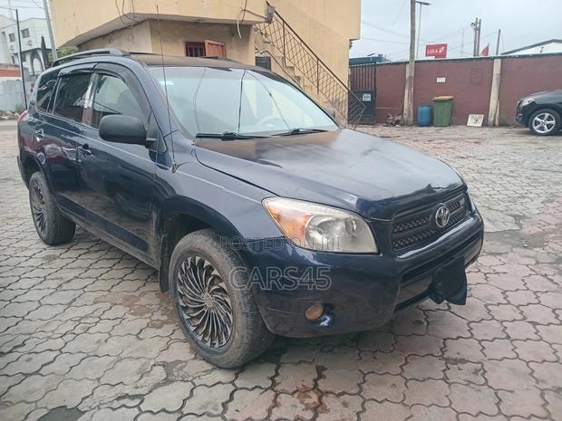 Toyota RAV4 2007 Blue