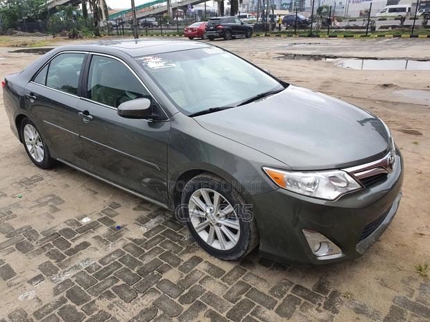 Toyota Camry 2014 Green