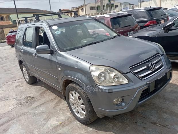 Honda CR-V 2005 Gray