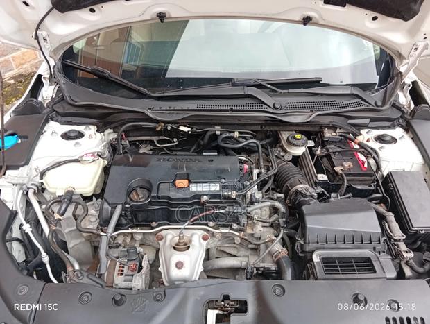 Honda Civic 2019 White